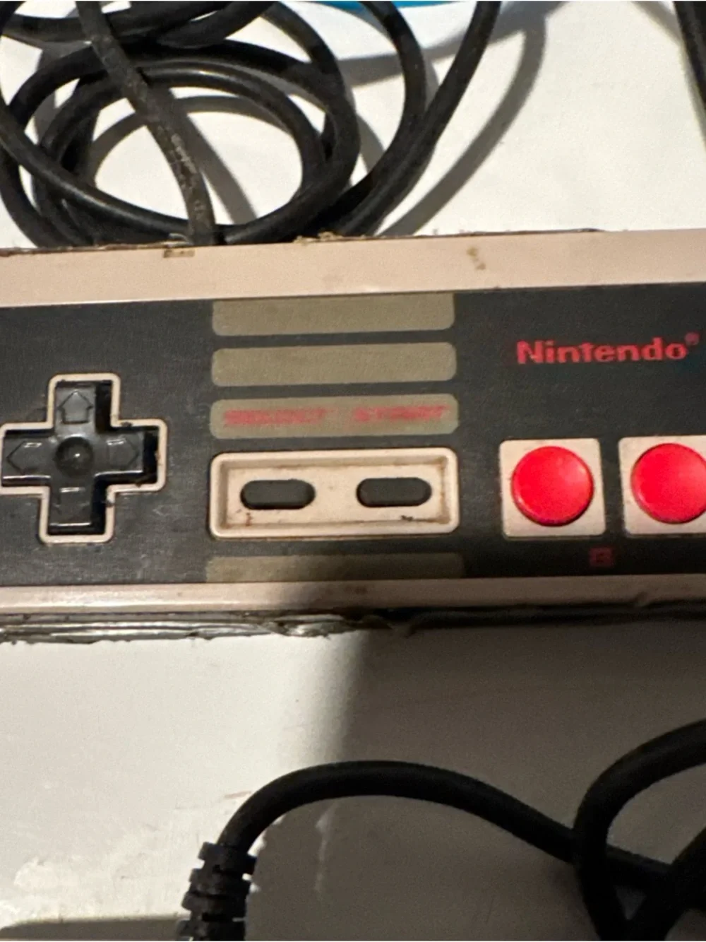 Nintendo Nes Controllers NES-004 For Parts/repair Poor Condition